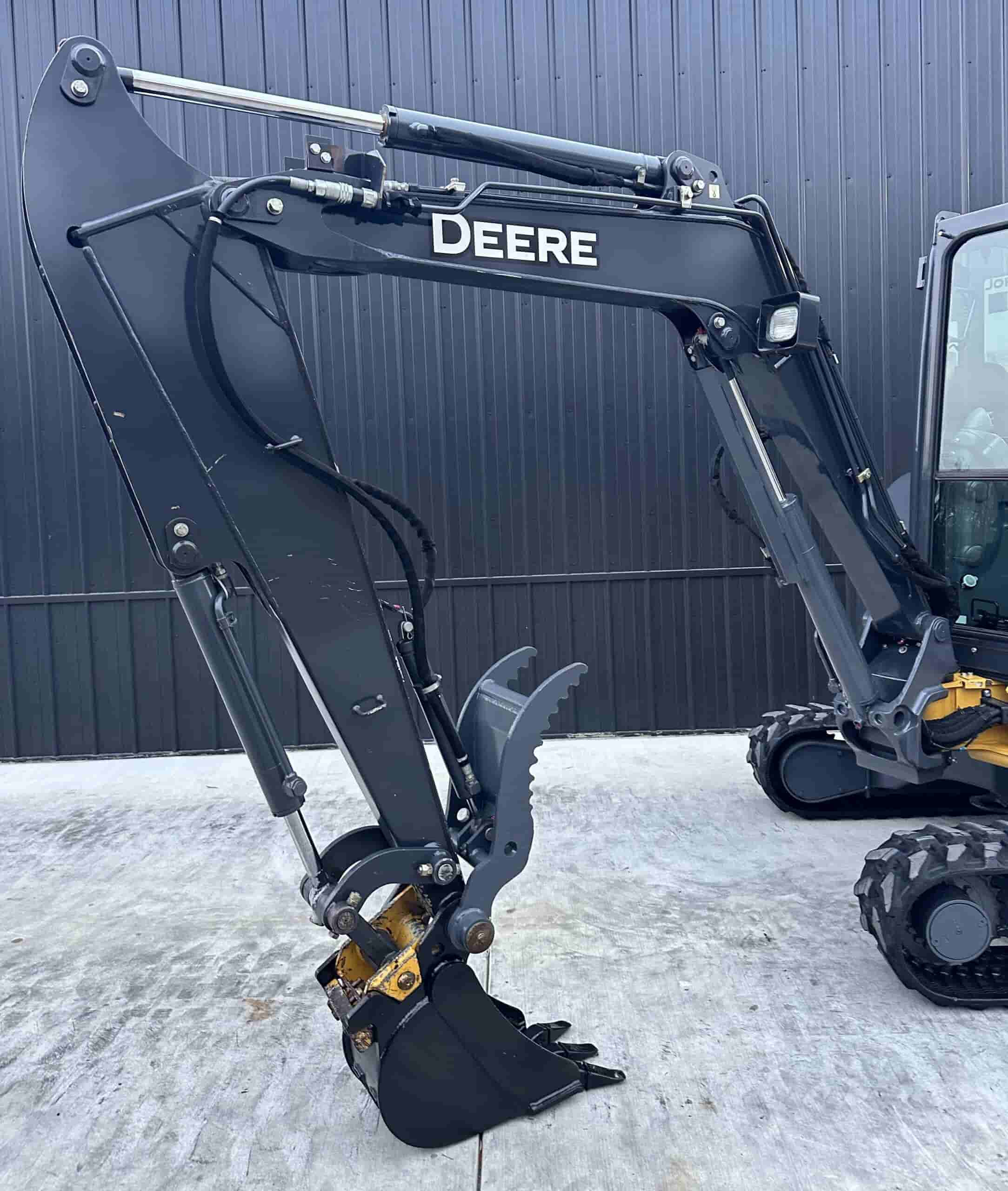 2019 JOHN DEERE 35G CLEAN
